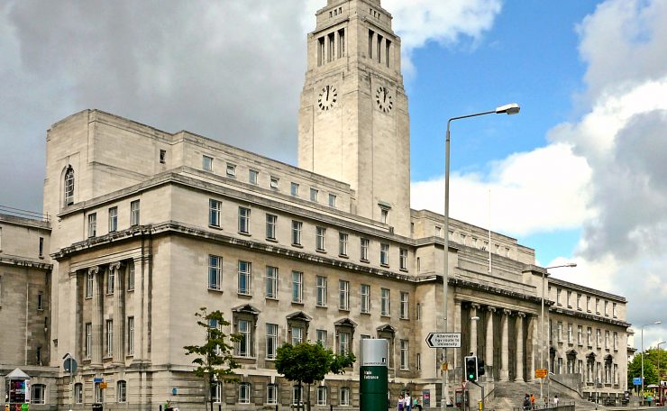 Parkinson_Building,_Leeds_University,_England-12Sept2010